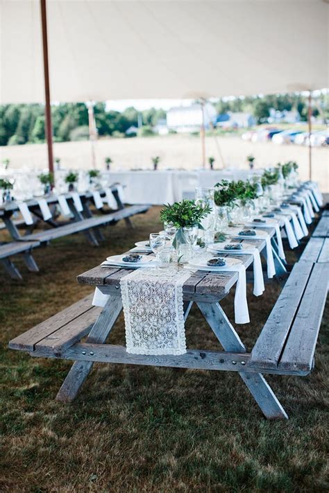 Casual Maine Seaside Wedding | Glamour & Grace | Picnic table wedding