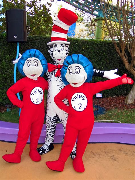 Cat In The Hat And Thing 1 And Thing 2 - Best Cat Wallpaper