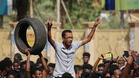 Chaos In Sudan Military Takes Power In Coup Arrests Prime Minister As Thousands Take To Streets