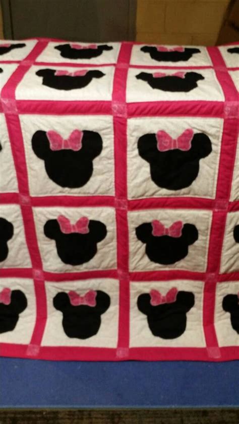 Minnie Mouse Quilt Etsy