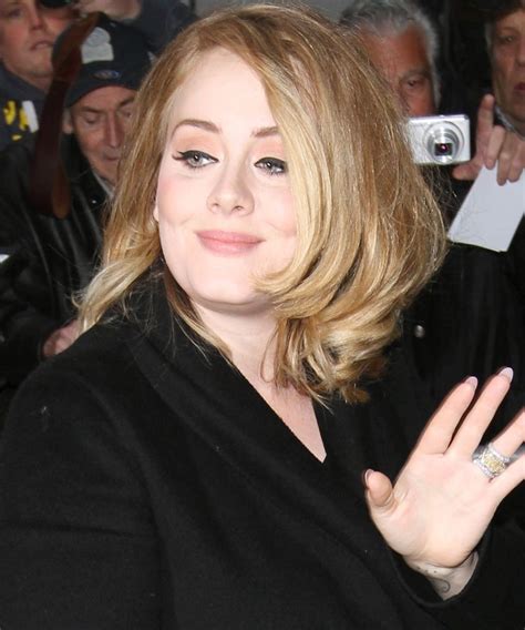 Adele Says Hello To Single Day Streaming Record Adele Hair Color
