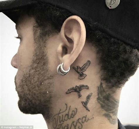 Neymar got a new tattoo in Feb. Three swallows on the neck ...