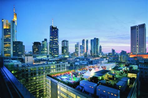 Twittert hier im original über alles, was börse spannend macht. Die schönsten Rooftop-Bars in Frankfurt | PRINZ