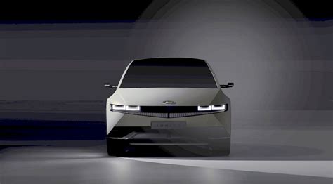 We are introducing hyundai's the first fully electric car, ioniq 5. Hyundai Ioniq 5 specs leaked, pre-orders begin in Europe ...