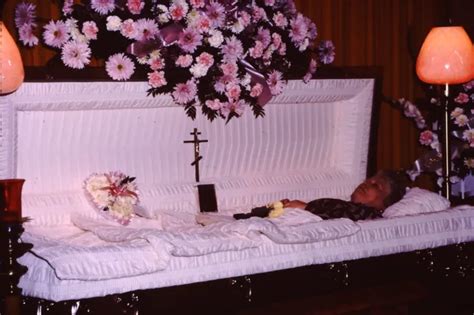 1983 Open Casket Post Mortem Funeral Flowers Vintage 35mm Slide