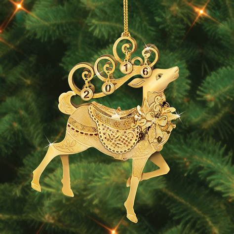 The 2016 Danbury Mint Annual Gold Christmas Ornament