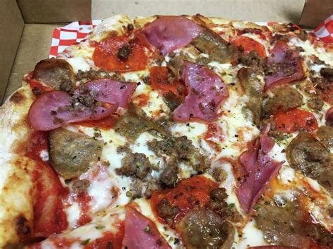 52 Weeks Of Pizza Goombas Pizzeria Restaurant In San Antonio Still