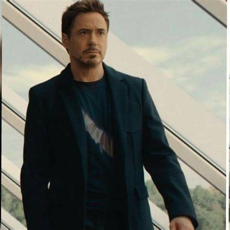 Robert Downey Jr As Tony Stark In Avengers Age Of Ultron Marvel Tony