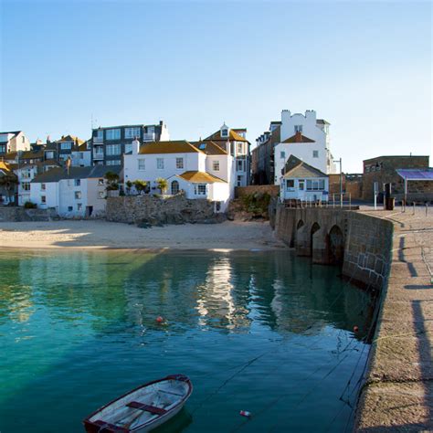 Breakfast is exceptional and your hosts extend the very warmest of welcomes. St Ives through the seasons | Luxury holidays all year round