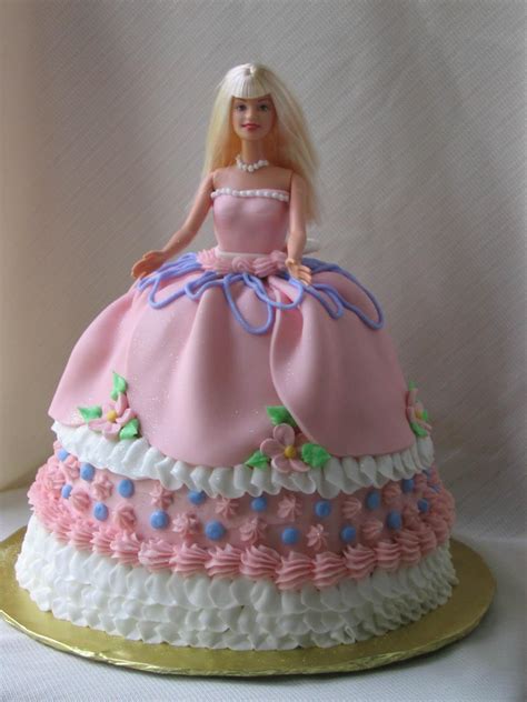 Birthday Cake: February 2011