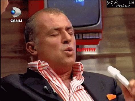 Katıl butonundan ücretli üye olarak. Fatih Terim GIF - FatihTerim BeyazShow KanalD - Discover & Share GIFs