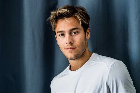 Benjamin ingrosso (schwedischer sänger) benjamin kessel (fußballspieler) benjamin kippe (manager) benjamin kirsten (fußballspieler) benjamin kowalewicz (kanad. Benjamin Ingrosso om konkurrensen med Bianca Ingrosso ...