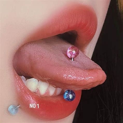 Tounge Piercing Tongue Piercing Jewelry Cool Piercings Barbell Piercing Piercing Tattoo