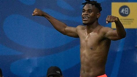 Para mayor información comuníquese a los teléfonos: VER GOL Argentina vs. Colombia: Duván Zapata liquidó el ...