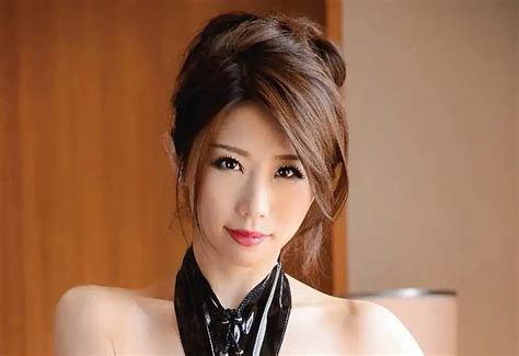 yu shinoda 篠田ゆう biography age height net worth bioofy