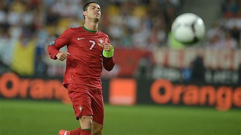 Ruben gosens y mats hummels, jugadores del equipo alemánkai pfaffenbach / reuters. Directo: Alemania-Portugal