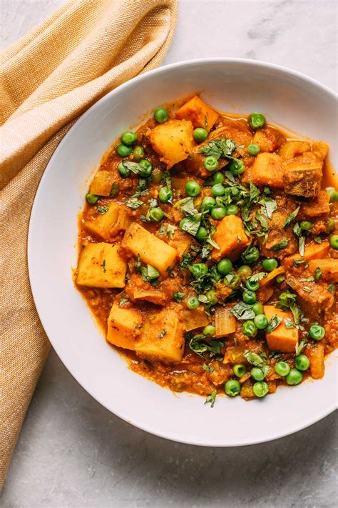 Aloo Matar Easy Vegan Pea Potato Curry Recipe Veeg