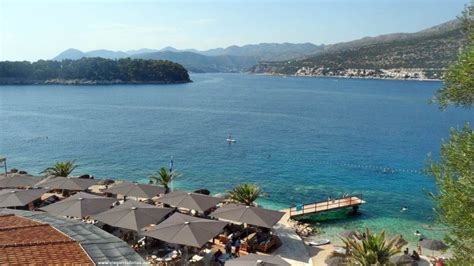 Praia Cava em Babin Kuk na Península Lapad em Dubrovnik Video