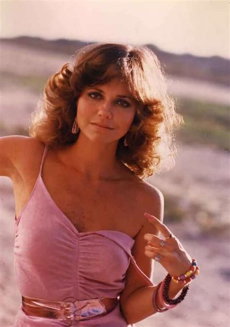 Sally Field Hot Pictures Are So Hot That You Will Burn The Viraler