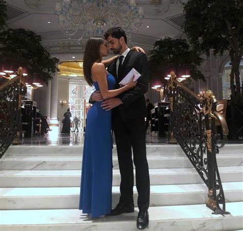 Infatti, il ballerino e l'ex moglie francesca tocca. Chi è Raimondo Todaro? Età, altezza, biografia, matrimonio ...