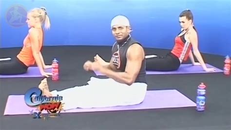 Master Kamal Yoga cho mọi người Bài YouTube
