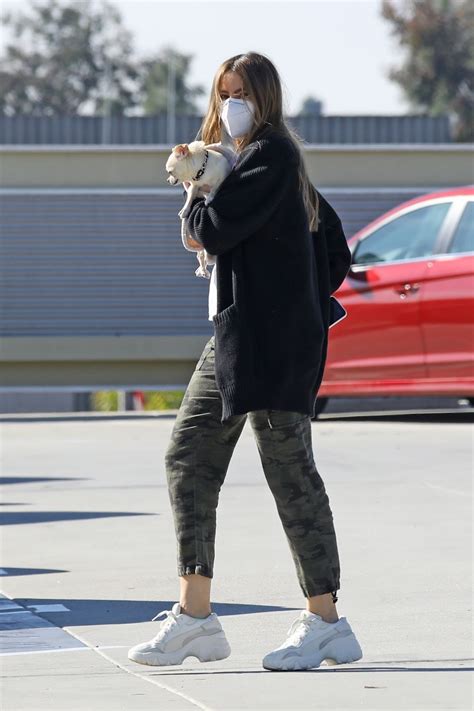Apr 12, 2019 · gordon ramsay slammed for uncomfortable sofia vergara 'tonight show' interview in 2010 happy #nationalbikiniday!! Sofia Vergara - Out in Los Angeles 02/03/2021 • CelebMafia