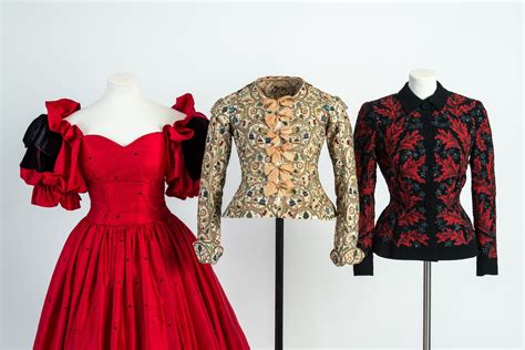 a-history-of-fashion-in-100-objects-events-at-the-fashion-museum