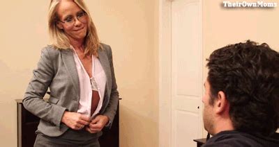 Hot Stepmom With Glasses Confesses Her Fantasies Image 3 Of 9