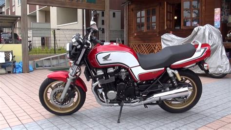 And it's not hard to see why: スーパーネイキッド RC42 CB750 Final Edition honda HONDA CB750 ...