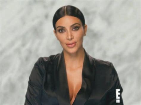 Kim Kardashian Gets Naked In Keeping Up With The Kardashians Trailer