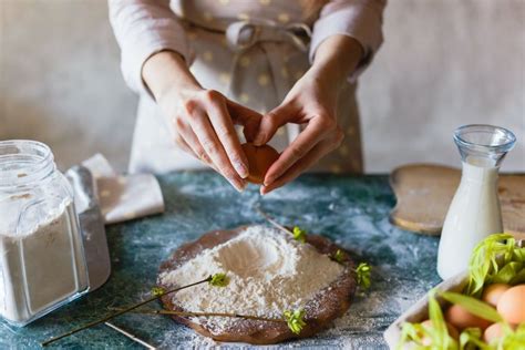 Contoh Teks Laporan Percobaan Membuat Puding, Donat, Bolu Kukus, dan
