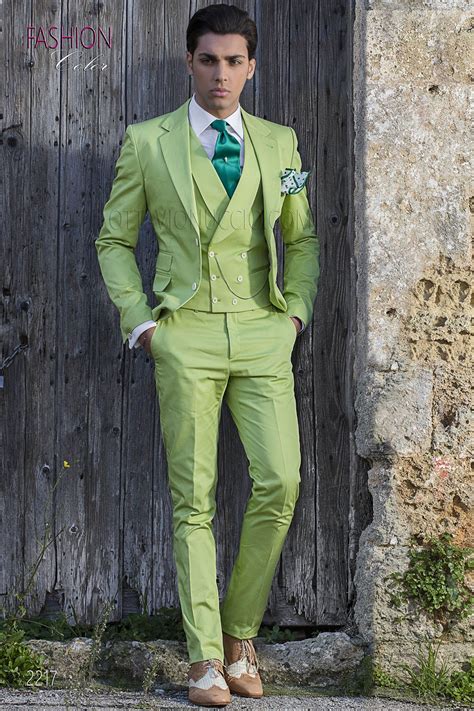 italian bespoke wedding summer suit in green cotton suit ongala 2217 green suit men wedding