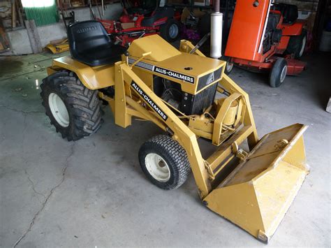 Simplicity Garden Tractor With Loader