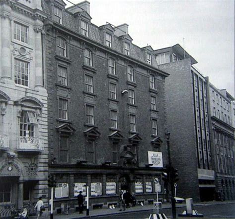 Old Jurys Hotel Dame Street Dublin Street Dublin City Dublin Ireland