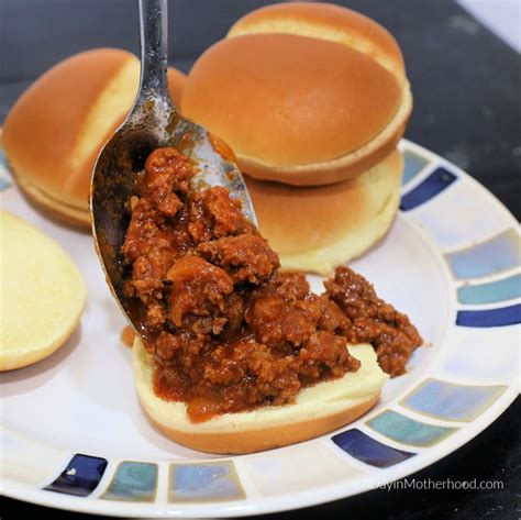 Spicy Slow Cooker Tailgater Sloppy Joes