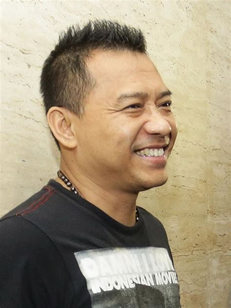Setelah menjalani operasi di bali, anang hermansyah didiagnosa mengalami penebalan di jantung, ginjal, lambung, hingga. Tutup Bisnis Sementara, Anang Hermansyah Memangkas Gaji 200 Karyawannya - News & Entertainment ...