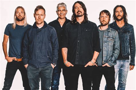 Foo fighters are an american rock band from seattle, washington, formed in 1994. Foo Fighter's Newest LP Concrete and Gold Proves Rock ...