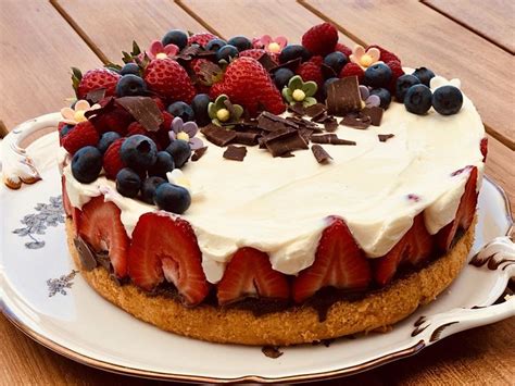 Erdbeer- Mascarpone -Torte von MaikäferSilke