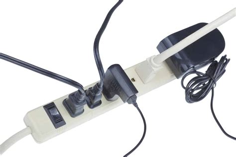 Can Power Strips Be Plugged Into Extension Cords Techpenny