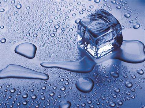 Download Wallpaper 1600x1200 Ice Cube Water Blue Style Hd Background