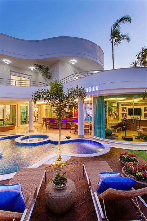 Casa Villa Lobos: Casas modernas por Arquiteto Aquiles Nícolas Kílaris