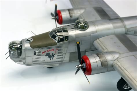 Hobby Boss B 24 Liberator Lsm 132 And Larger Aircraft Ready For