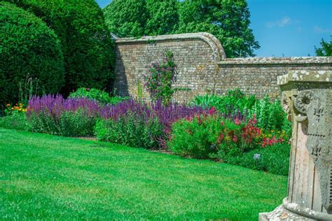 Traditional English Garden In Summer Stock Image Image Of Design