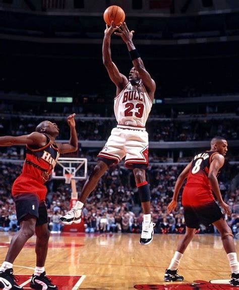 90s Nba On Twitter Michael Jordan Basketball Michael Jordan Chicago