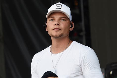 Kane Brown Ready To Defend The Controversial Song On Experiment