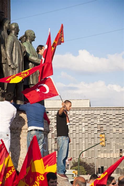 Gezi Park Protests In Istanbul Editorial Stock Image Image Of Mask