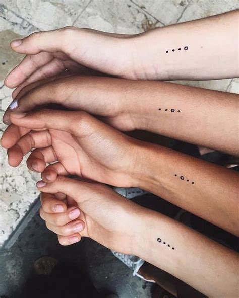 Tatuajes Para Amigas 30 Diseños Con Los Que Llevar Vuestra Amistad En