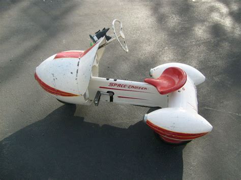 over-view Space cruiser | Vintage pedal cars, Pedal cars, Kids ride on