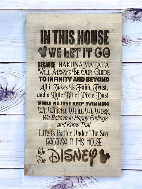 We Do Disney Sign We Do Disney In This House Disney Quotes Etsy