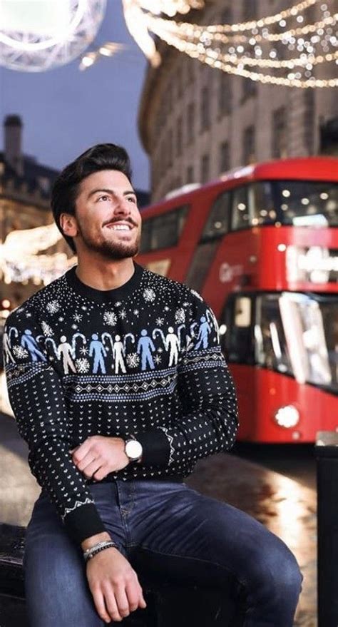 Christmas Outfits For Men To Look Perfectly Christmas Ready